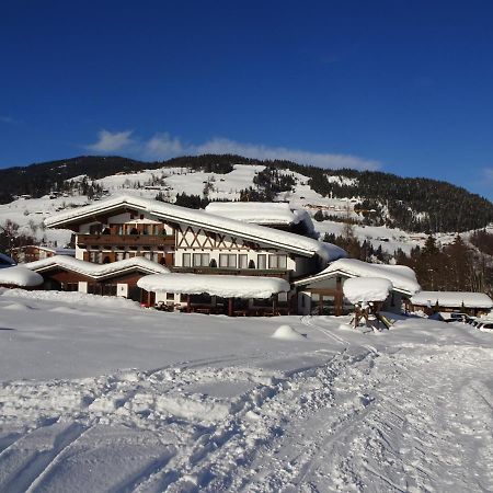 Alpenhotel Landhaus Kuechl Kirchberg in Tirol Exteriör bild