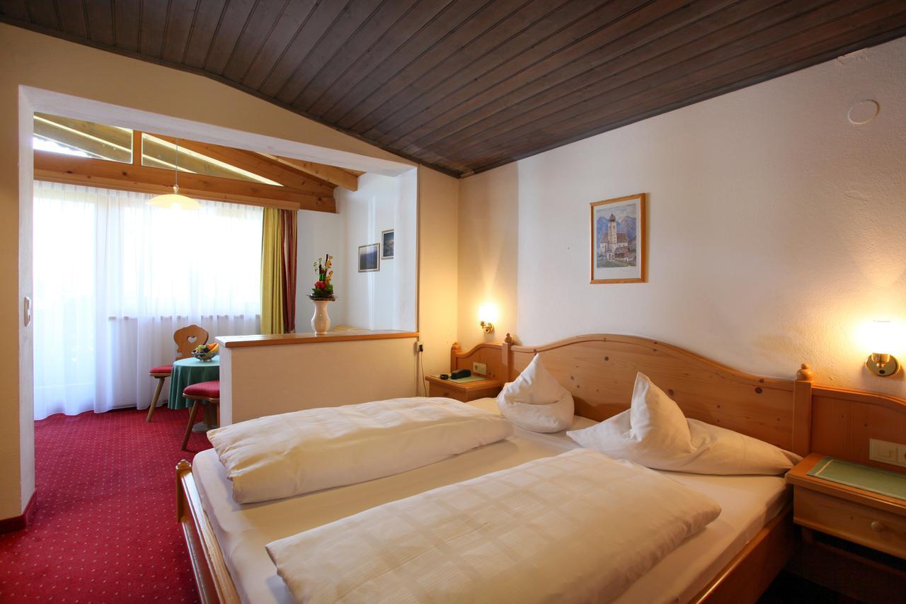 Alpenhotel Landhaus Kuechl Kirchberg in Tirol Exteriör bild