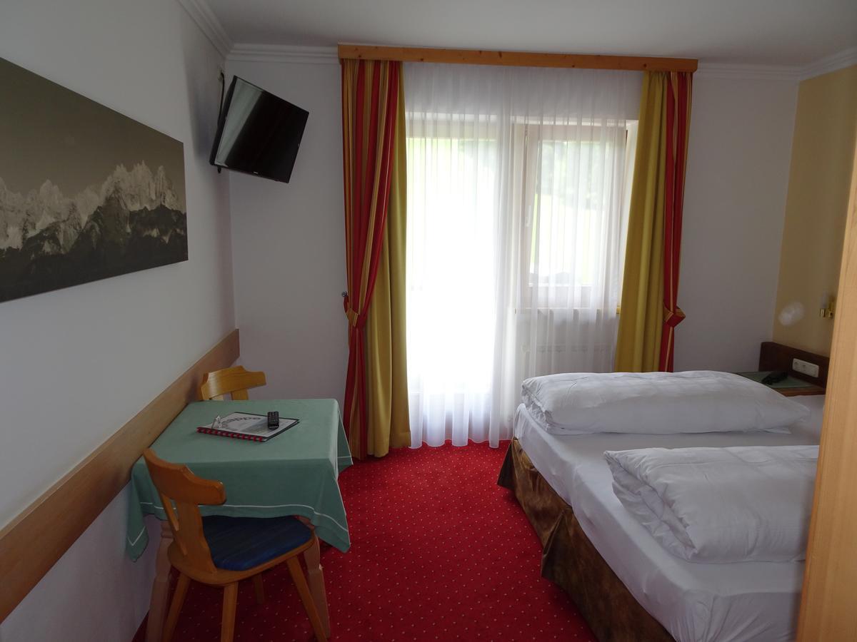 Alpenhotel Landhaus Kuechl Kirchberg in Tirol Exteriör bild