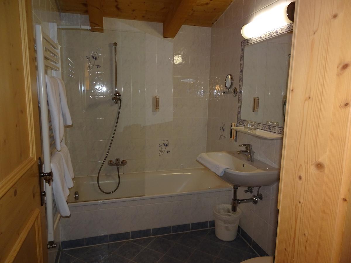 Alpenhotel Landhaus Kuechl Kirchberg in Tirol Exteriör bild